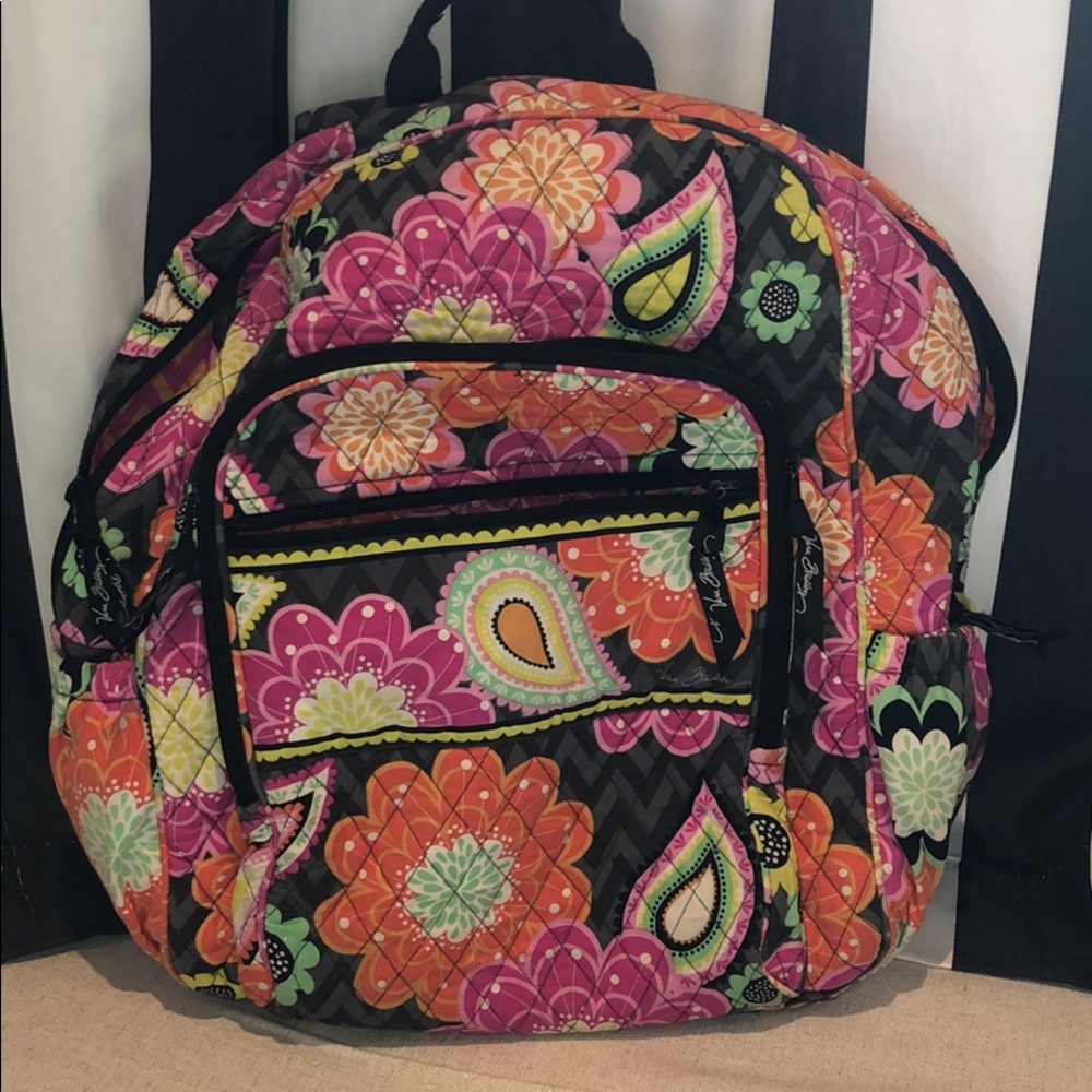 SUPER CUTE VERA BRADLEY BACKPACK!!